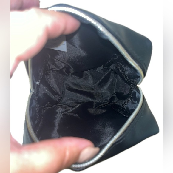 London Fog Collection Men's Amenities Small Zip Bag - Picture 6 of 7